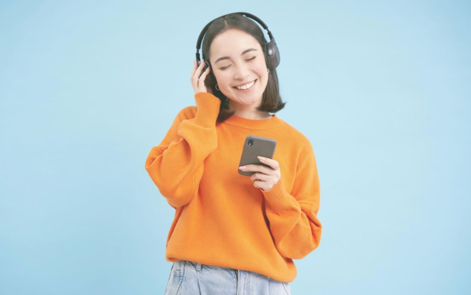 Team-Workshop zur Finanzplanung für Gründer in modernem Arbeitsumfeld